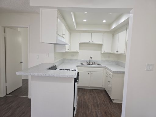 1 Bedroom 1 Bath Upstairs – photo 1