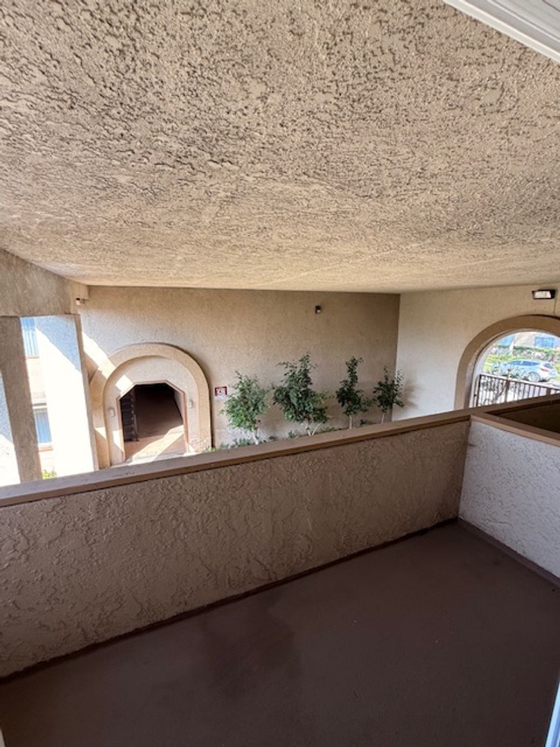 Anaheim Apartment: 175 S. Rio Vista St