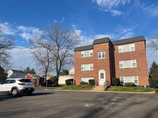 1 bedroom hidden Gem in Spring City!! In unit washer/ dryer included!!