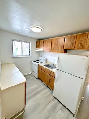 Just Listed! |Free Month Rent!| Cobbs Creek 1 Bed 1 Bath! | Book Your Showing Today! – photo 1