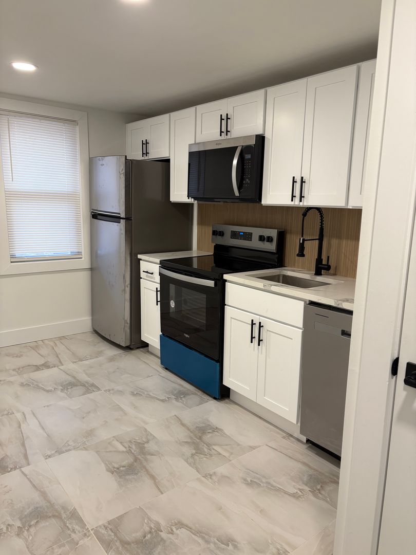 Bristol Apartment: 638 Newport Rd