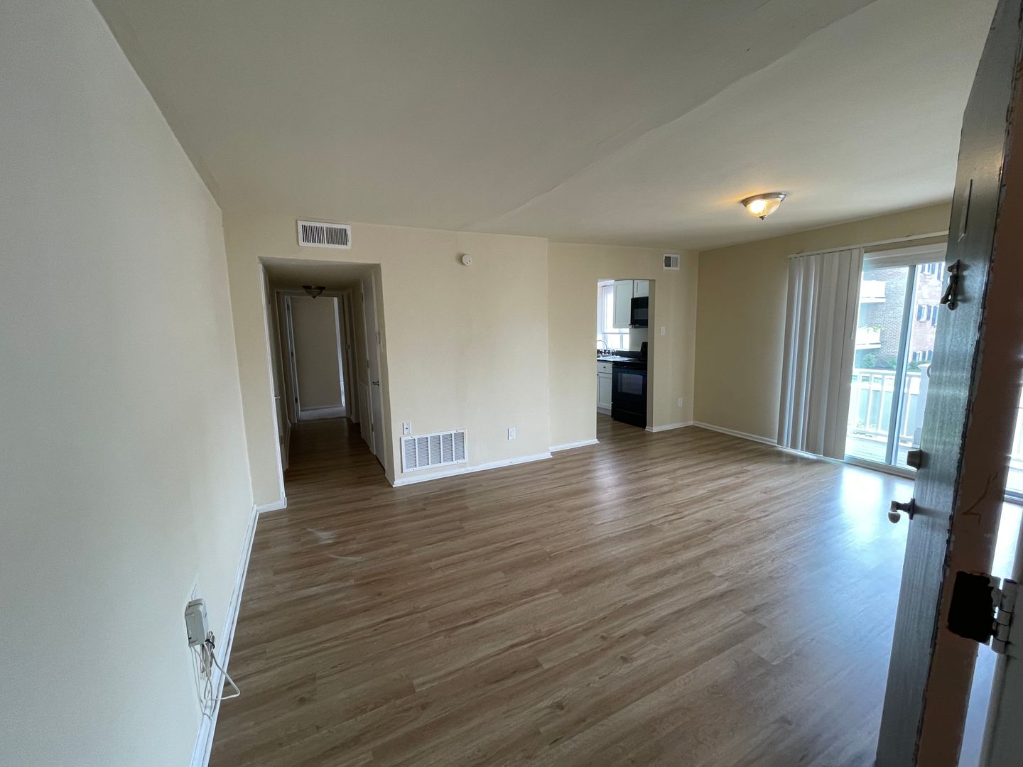 Royersford Apartment: 25 North 5th Ave