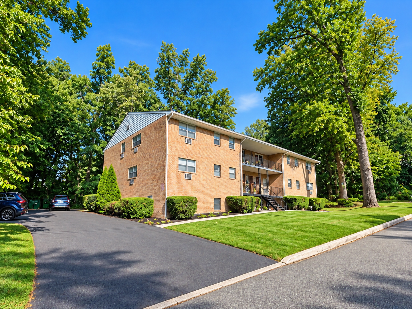 Allentown Apartment: 2525 S 5th Street