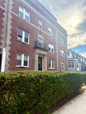 2 bed 1 bath available at 49th and pine st! – photo 1