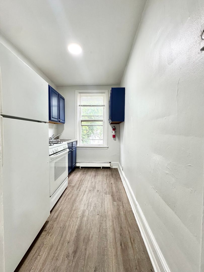 Wilmington Apartment: 2423 Tatnall St