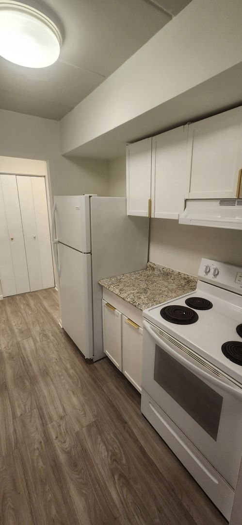 Chester Apartment: 1000 MacDade Blvd