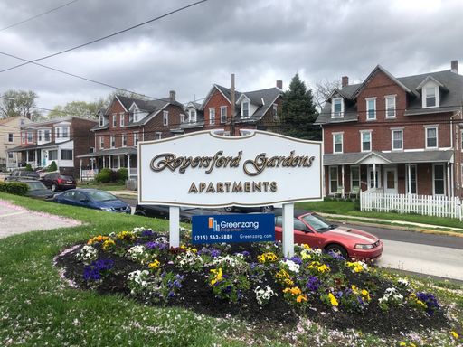 Large and spacious Modern 2BR / 1B - In Unit Laundry - LTV wood Flooring and Other Upgrades !