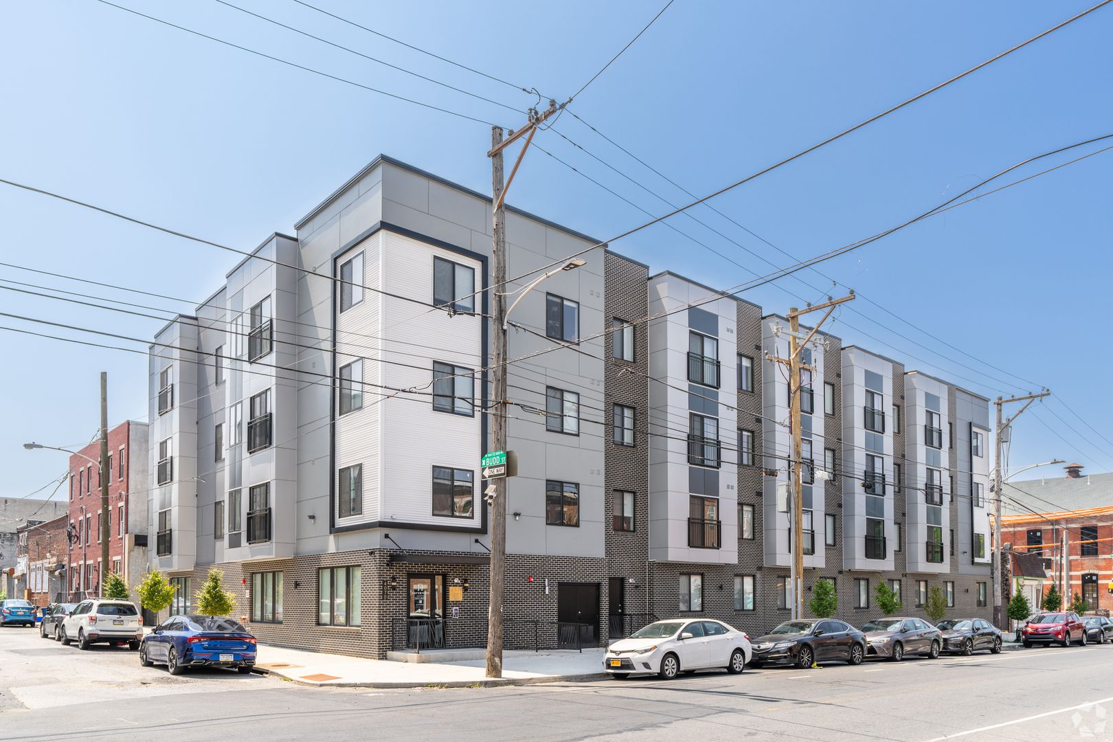 Philadelphia Apartment: 4070 Haverford Ave.