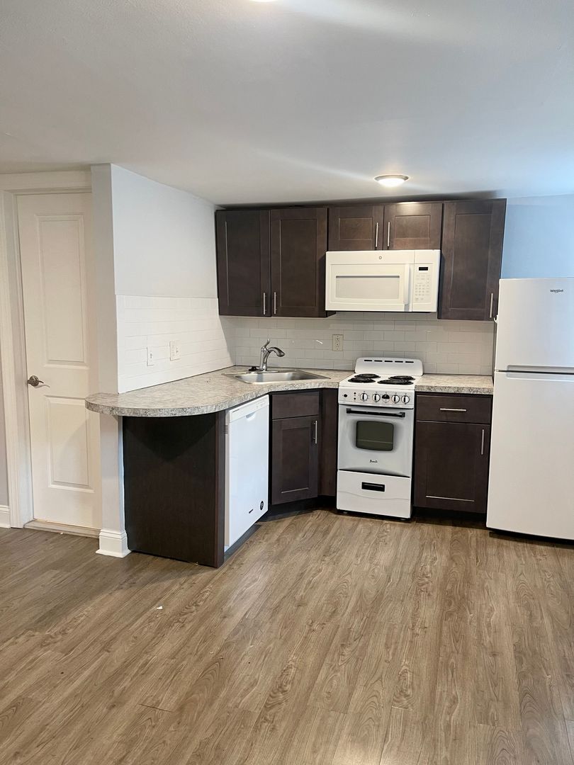 Philadelphia Apartment: 4107 Chester Avenue