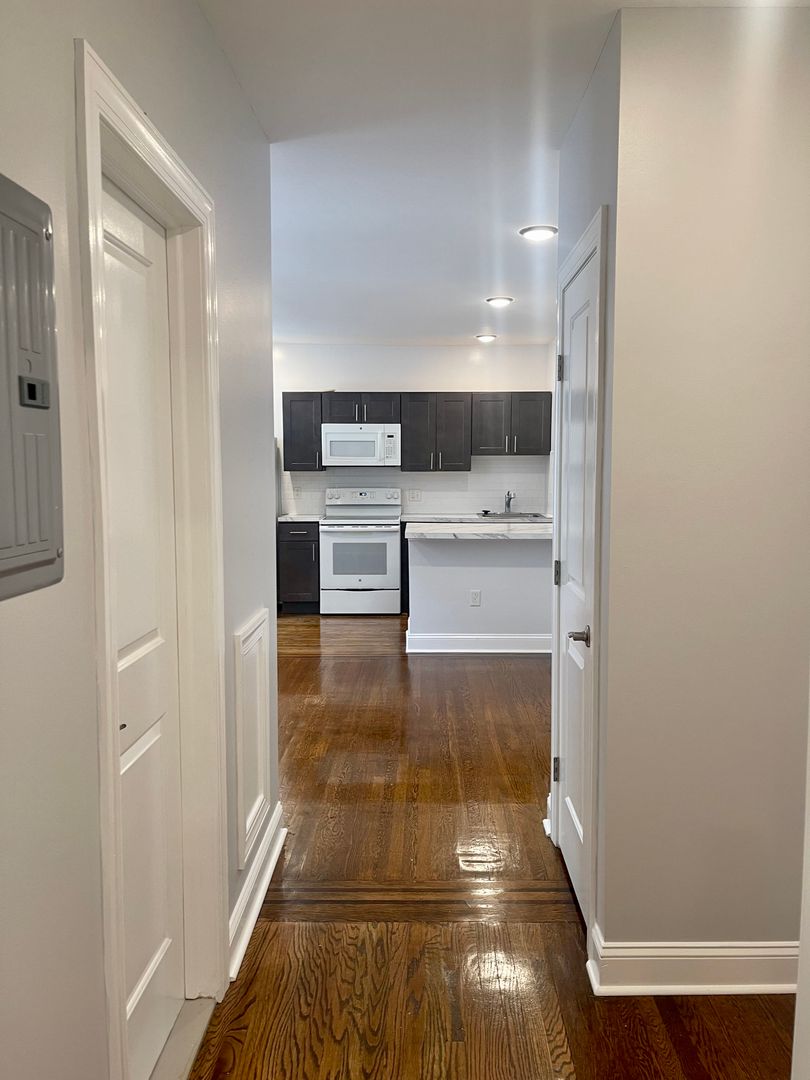Philadelphia Apartment: 4203 Chester Avenue