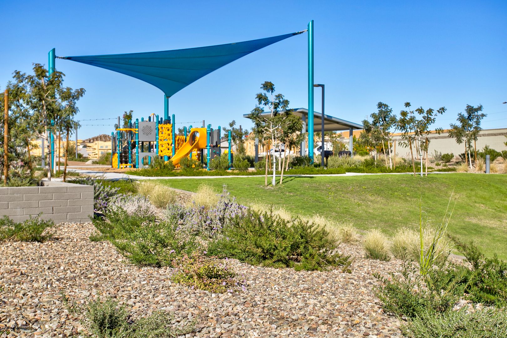 Waddell House: 16845 W Evergreen Road