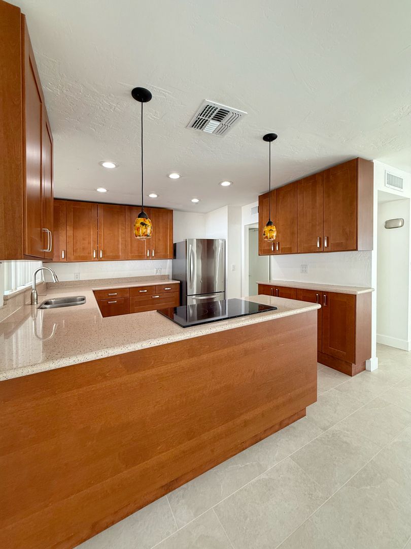 Tempe House: 4810 S Beck Avenue
