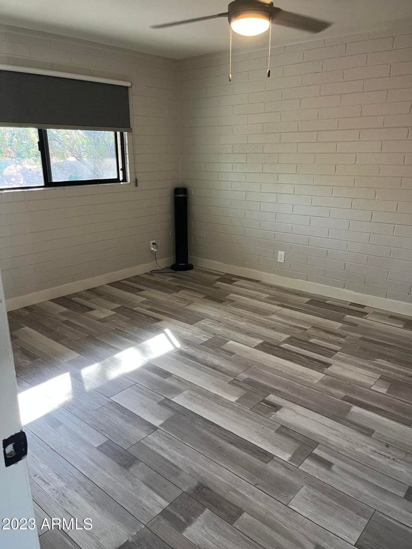 Carefree Apartment: 7440 E Cave Creek Road