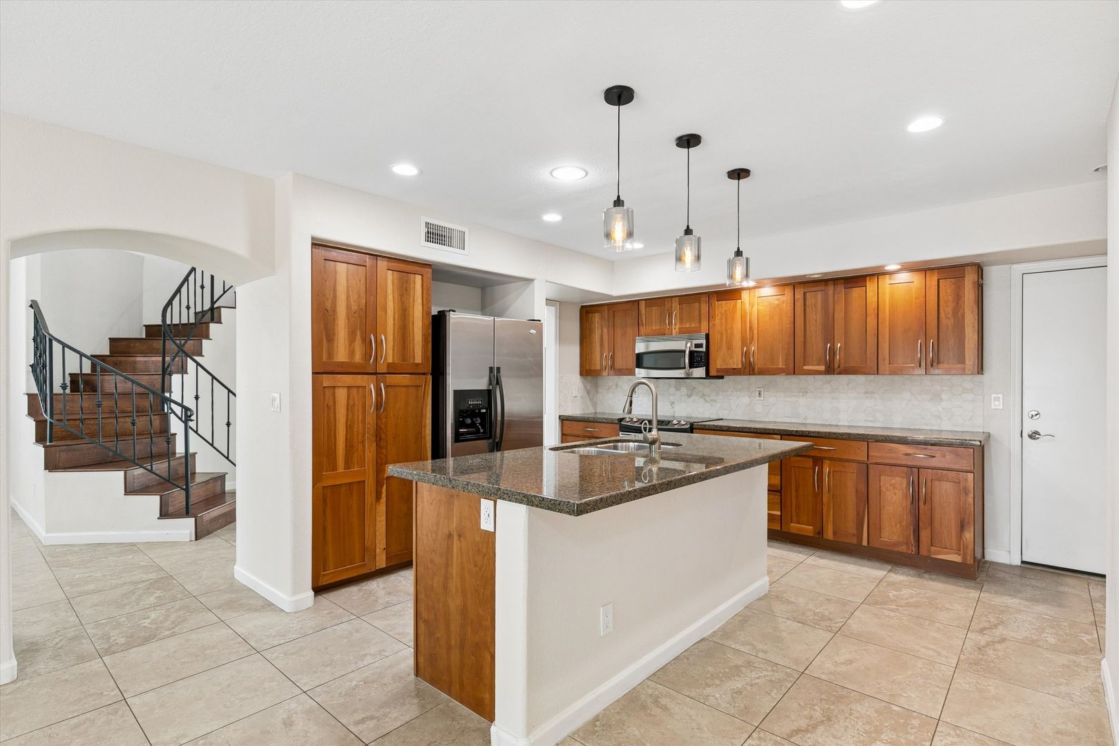 Glendale House: 6756 W Morrow Drive