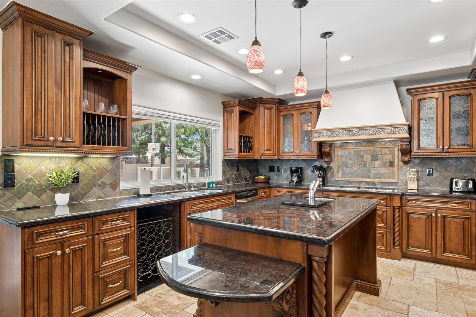 Peoria House: 9023 W Patrick Lane
