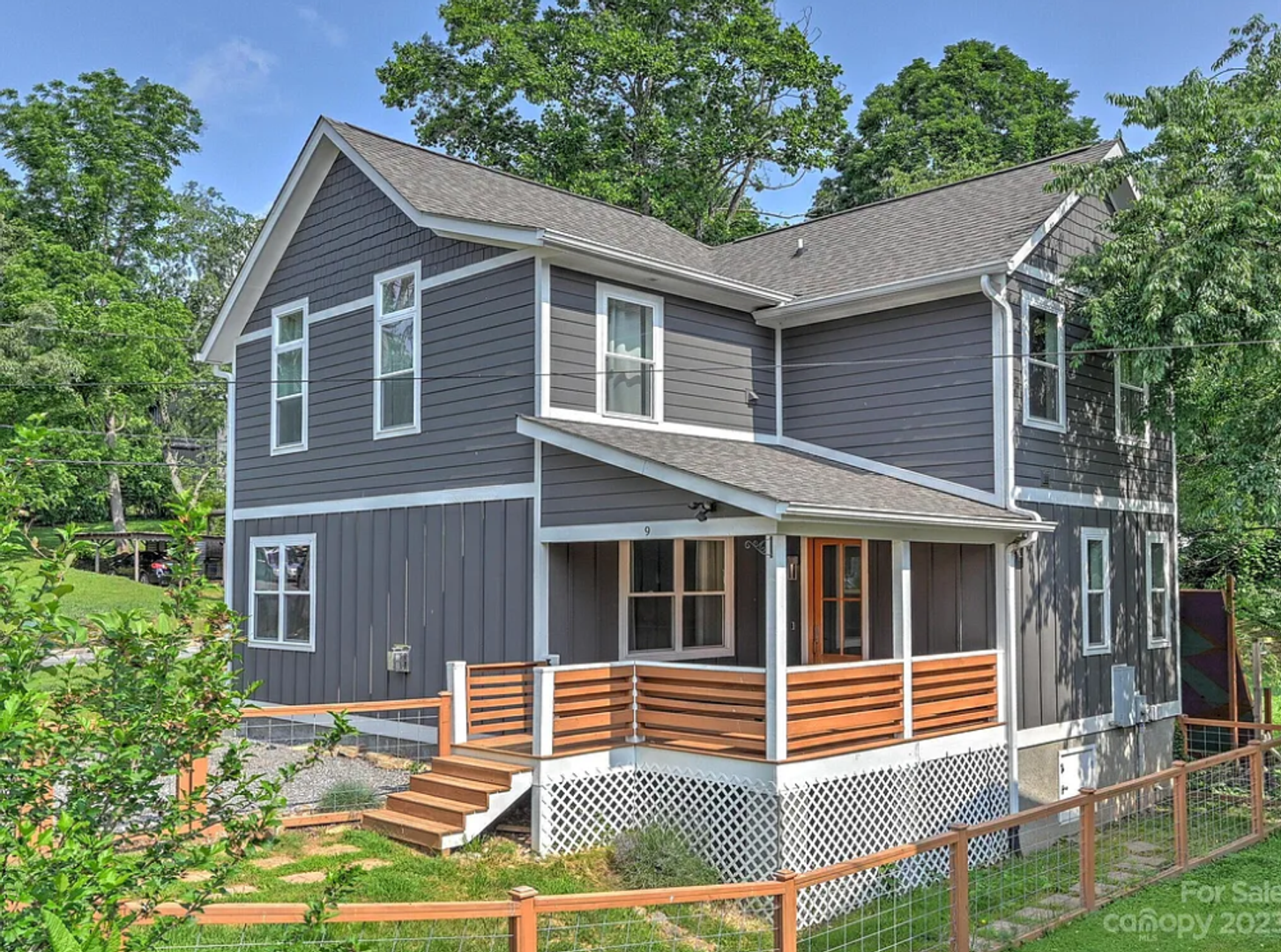 Asheville House: 9 Pennsylvania Ave