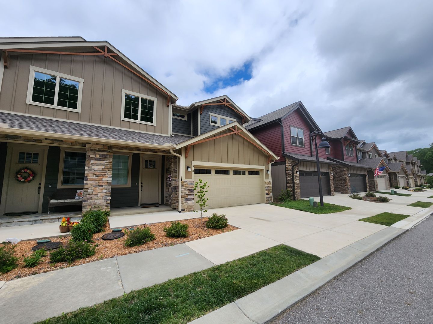 Black Mountain House: 510 Sweet Birch Park Lane