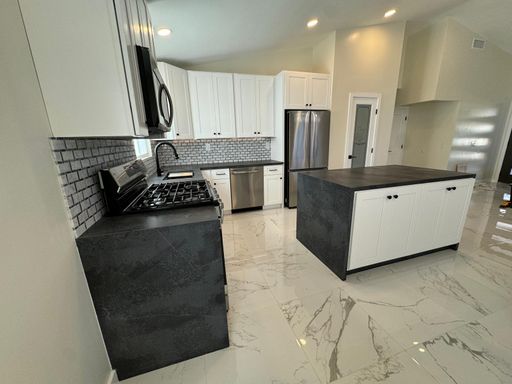 Listing photo thumbnail