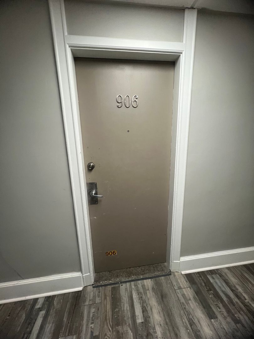 Rochester Apartment: 111 East Ave