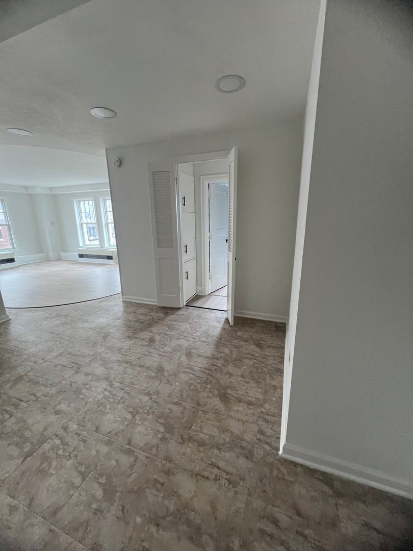 Rochester Apartment: 111 East Ave