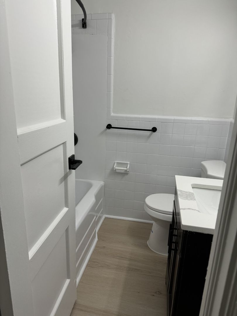 Rochester Apartment: 111 East Ave
