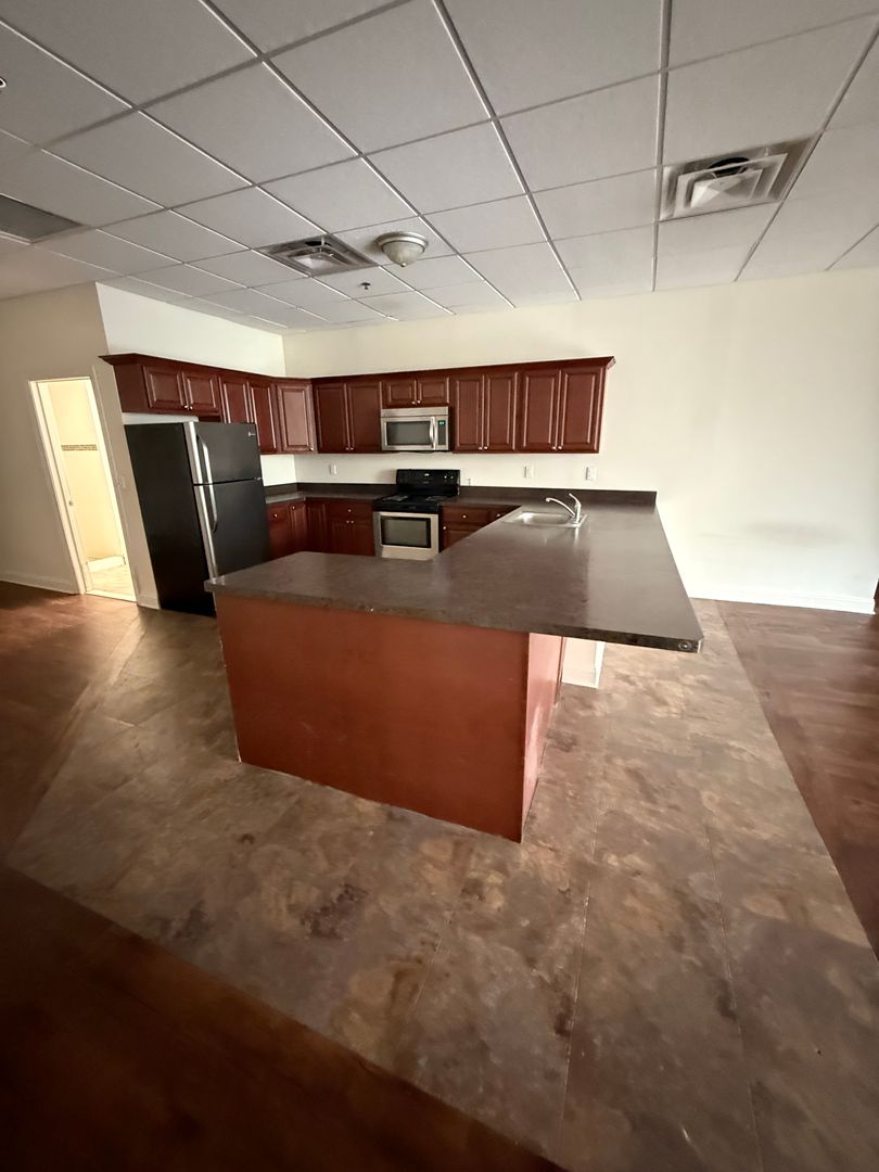 Rochester Apartment: 111 East Ave