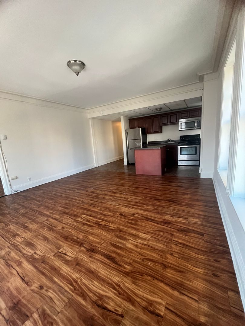 Rochester Apartment: 111 East Ave