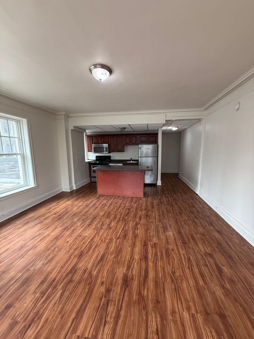 Rochester Apartment: 111 East Ave