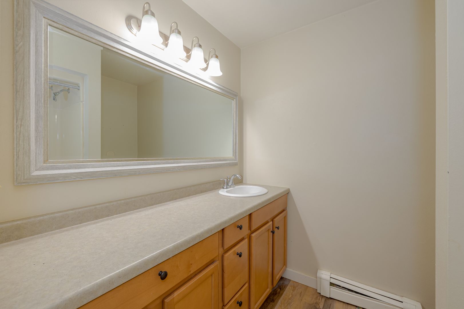 Oshkosh Apartment: 836 Vine Ave