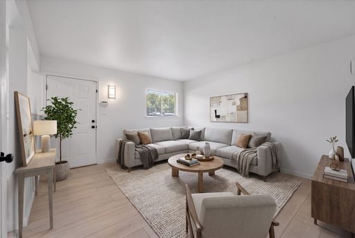 Newly Remodeled Apartments – Walk to Southwestern University! Now Leasing Spacious 1 & 2 Bedroom Apartments! – photo 1
