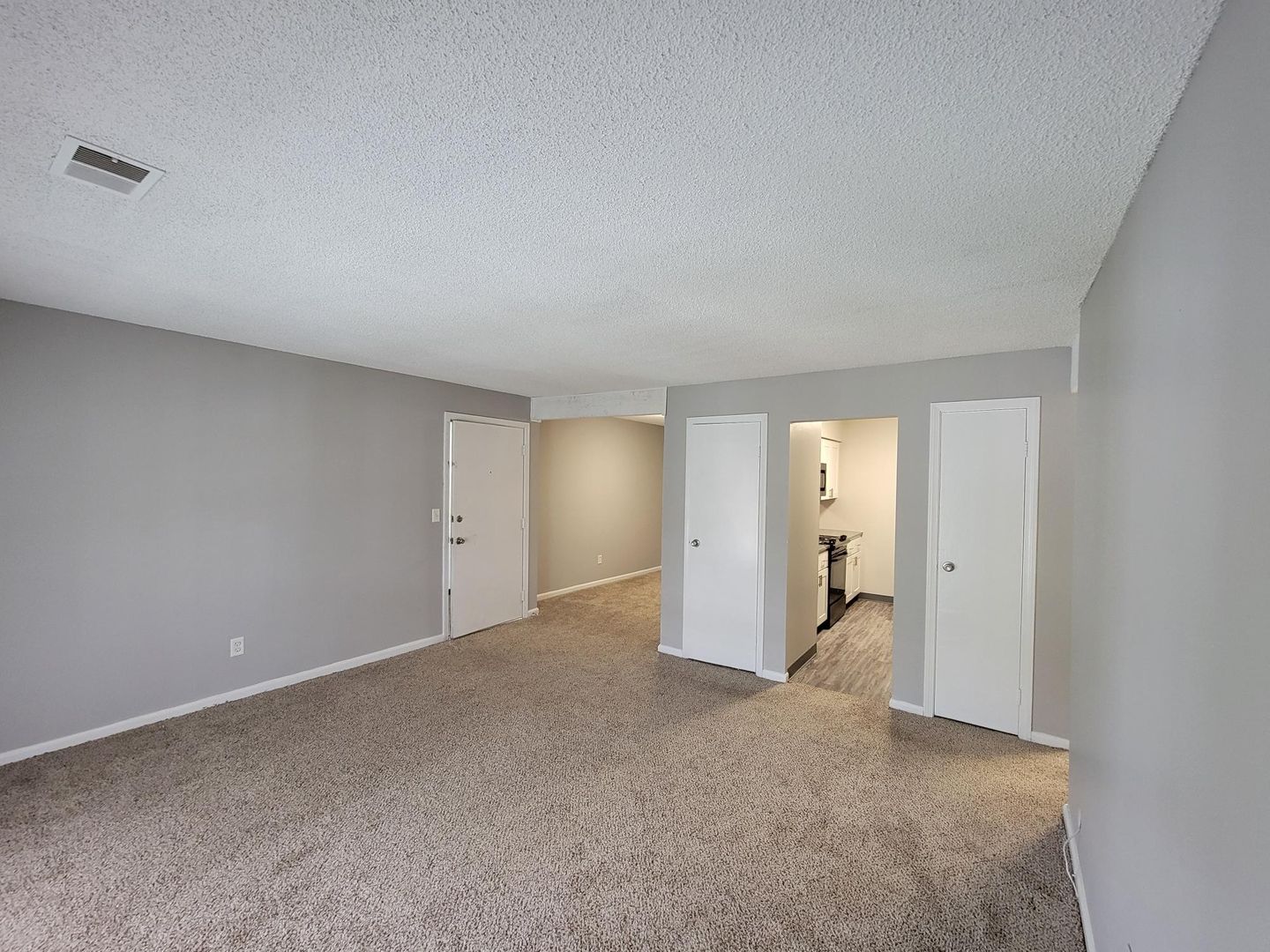 Shawnee Apartment: 6527 Reeder Street