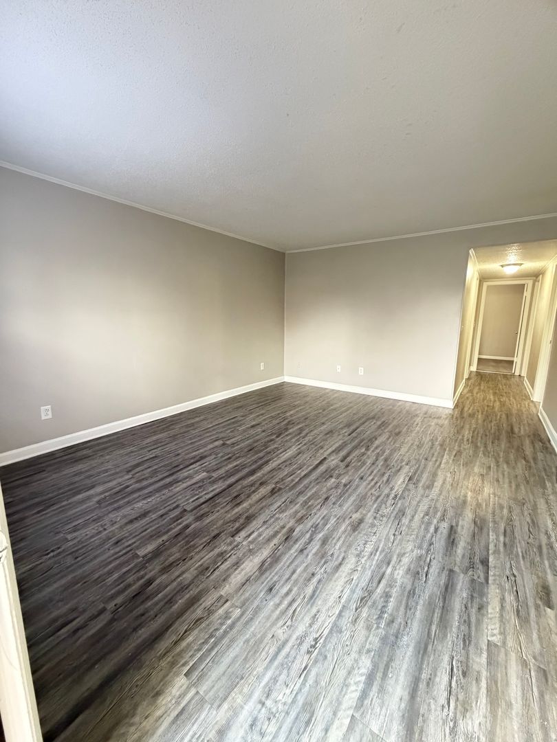 Kernersville Apartment: 515-A Springbrook Drive