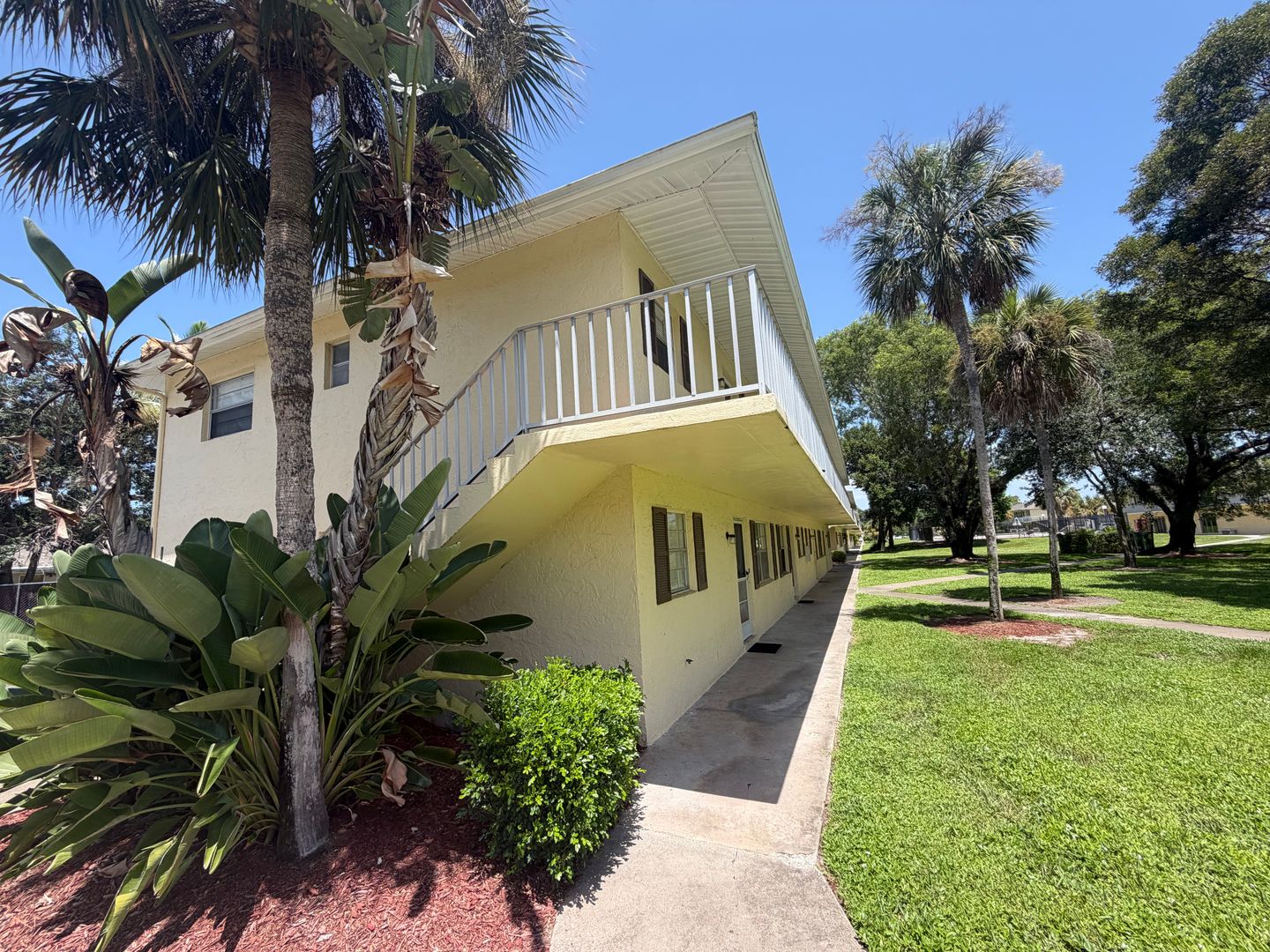 Naples Condo: 3325 Airport Pulling Rd N.