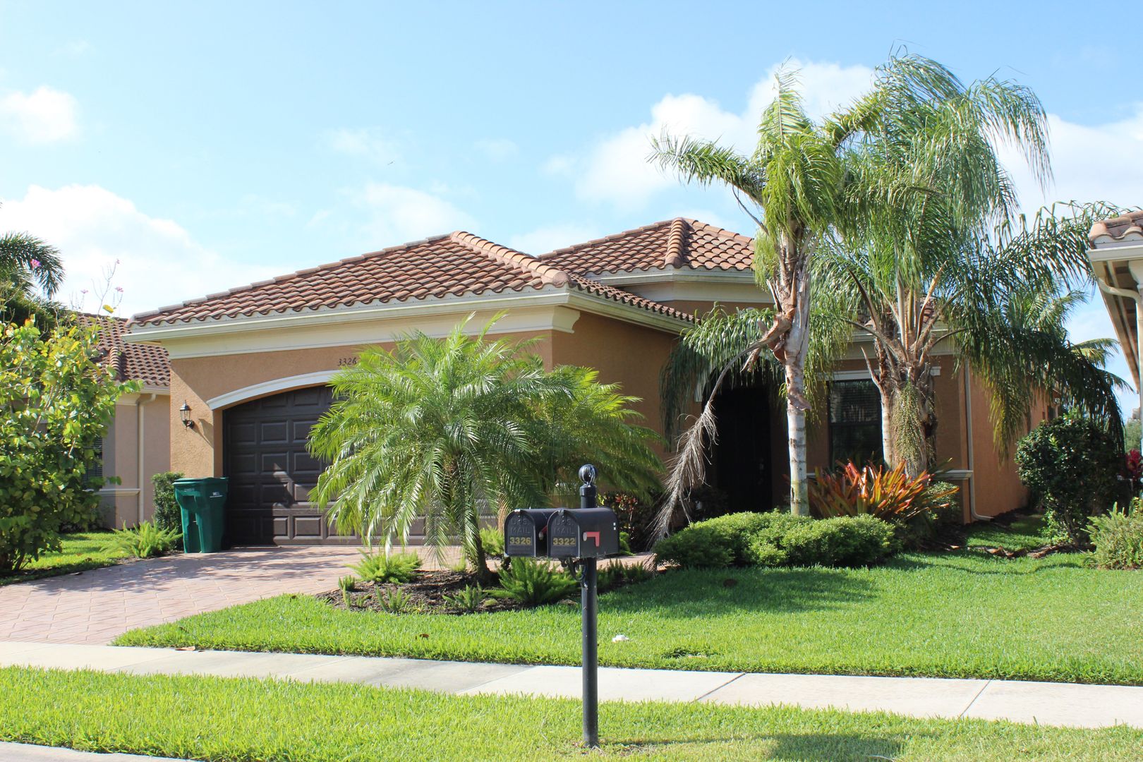 Naples Townhome: 3326 Baltic Dr.