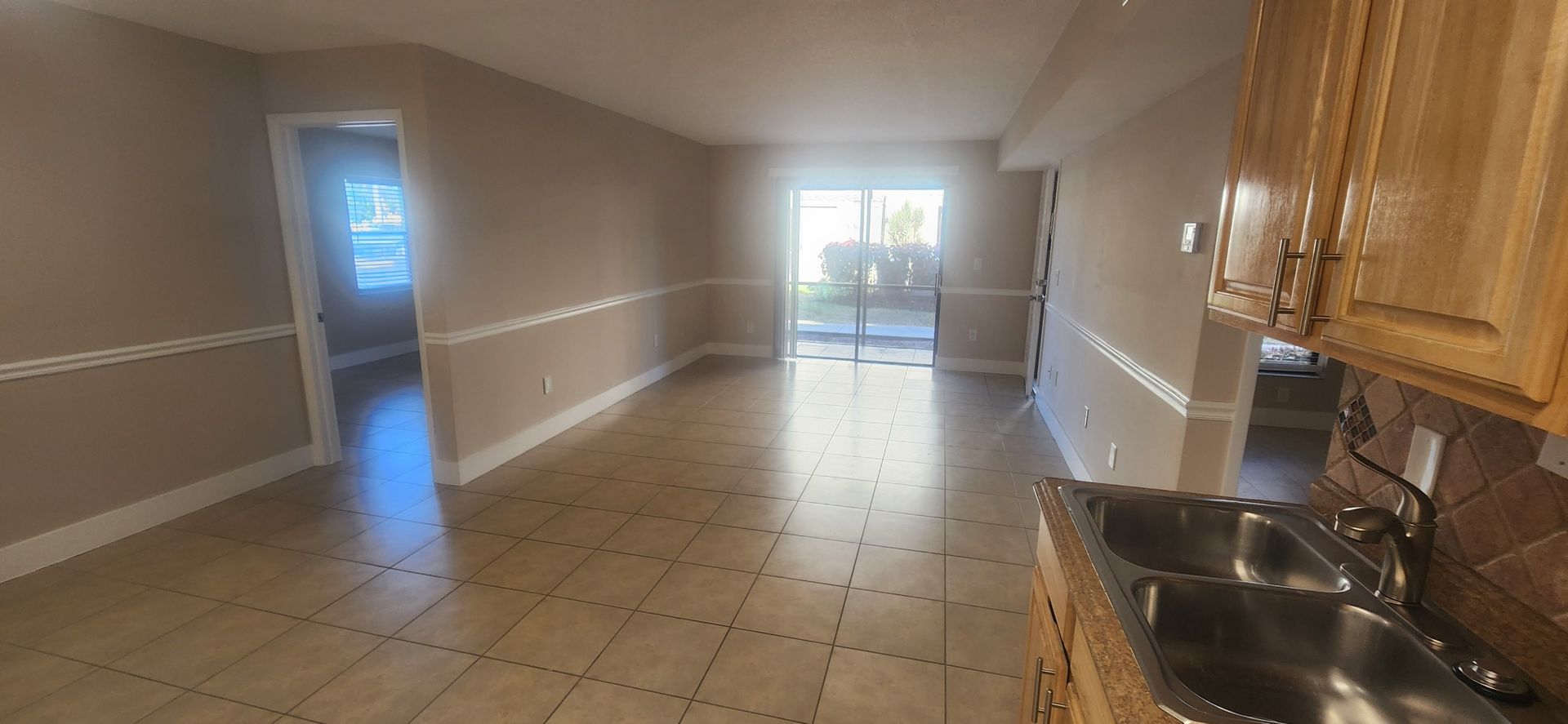 Fort Myers Condo: 5305 Summerlin Rd.