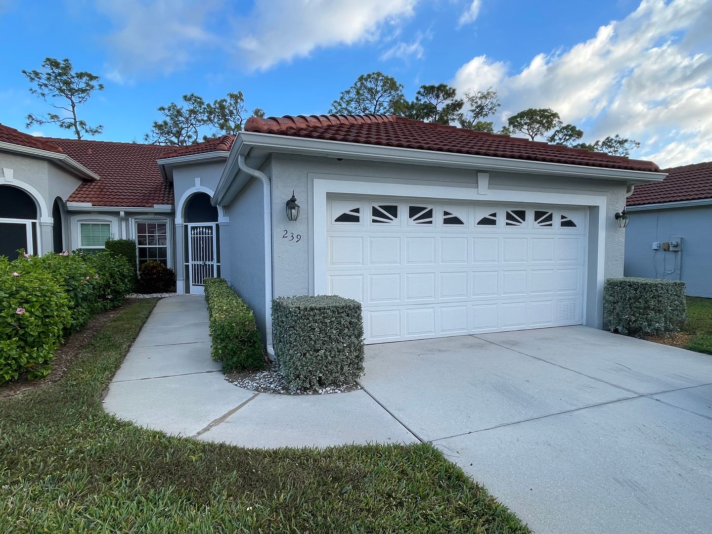 Naples House: 239 Melrose Pl