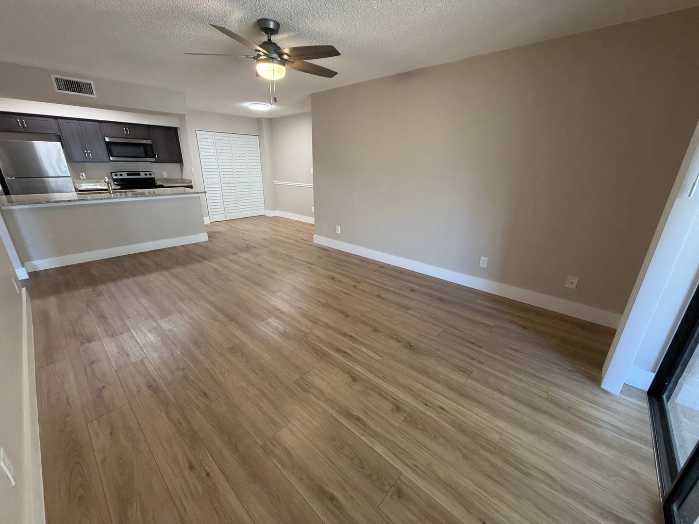Fort Myers Condo: 5307 Summerlin Rd.