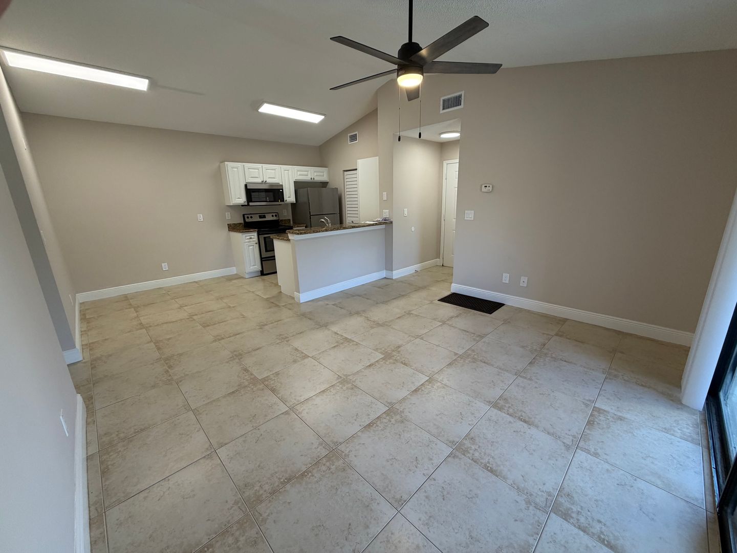 Naples Condo: 2214 Arbour Walk Cir