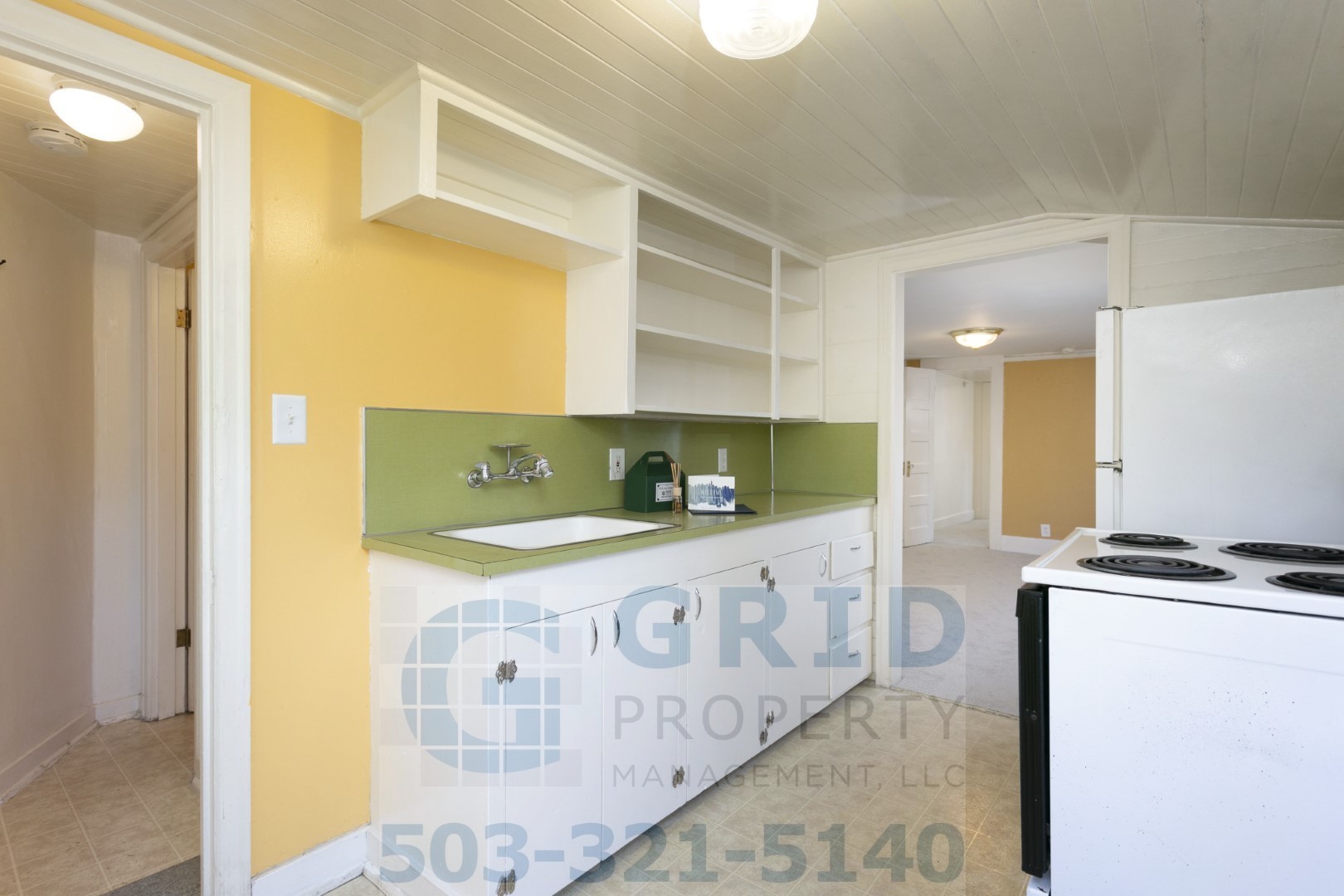 Milwaukie Apartment: 12775 SE 25th Ave. - Unit 04