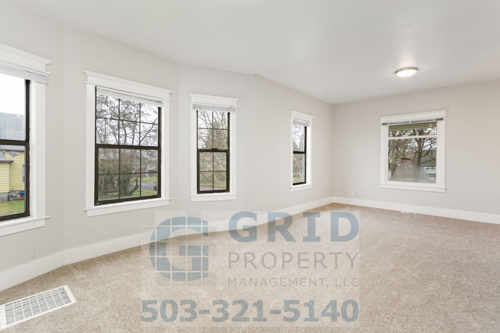 Portland House: 9339 N Oswego Ave