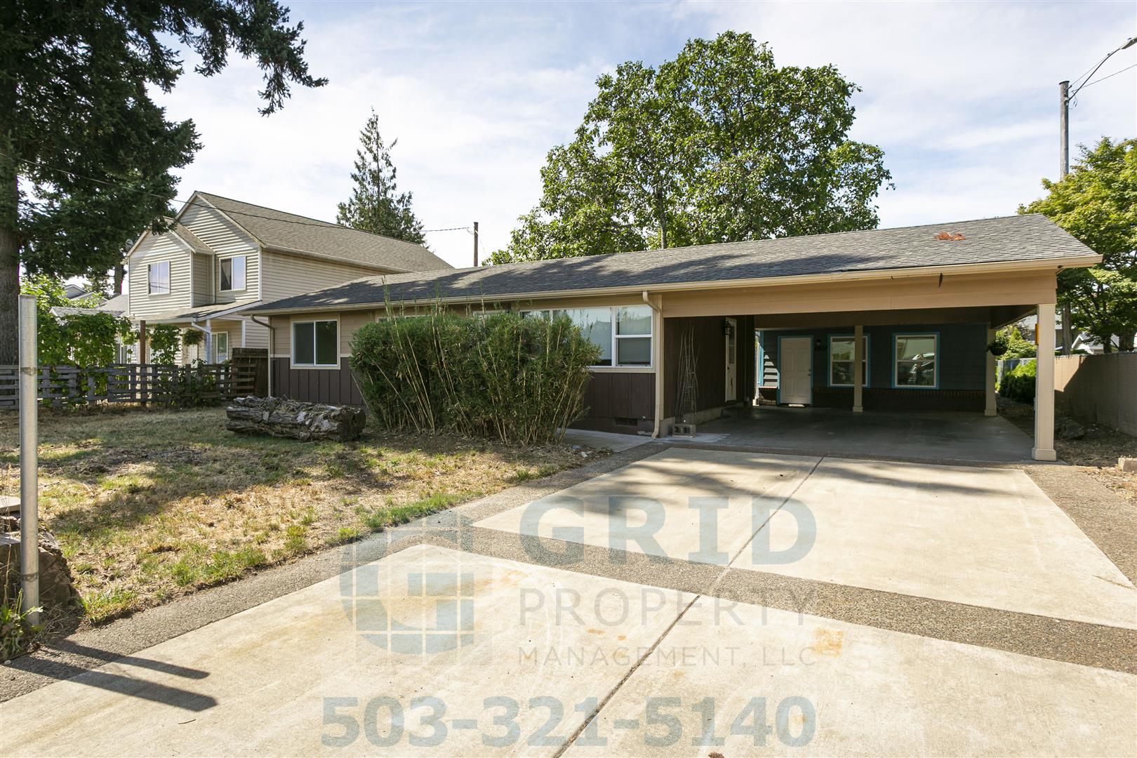 Portland Apartment: 2801-2803 SE 125th Avenue