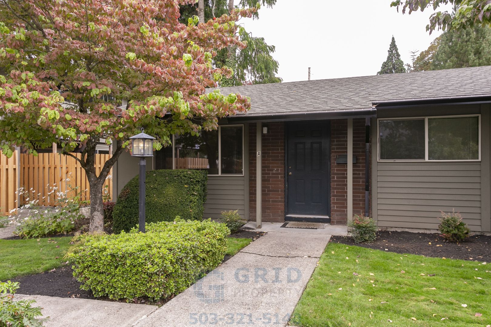Portland Apartment: 5105 SE Stark Street Unit A
