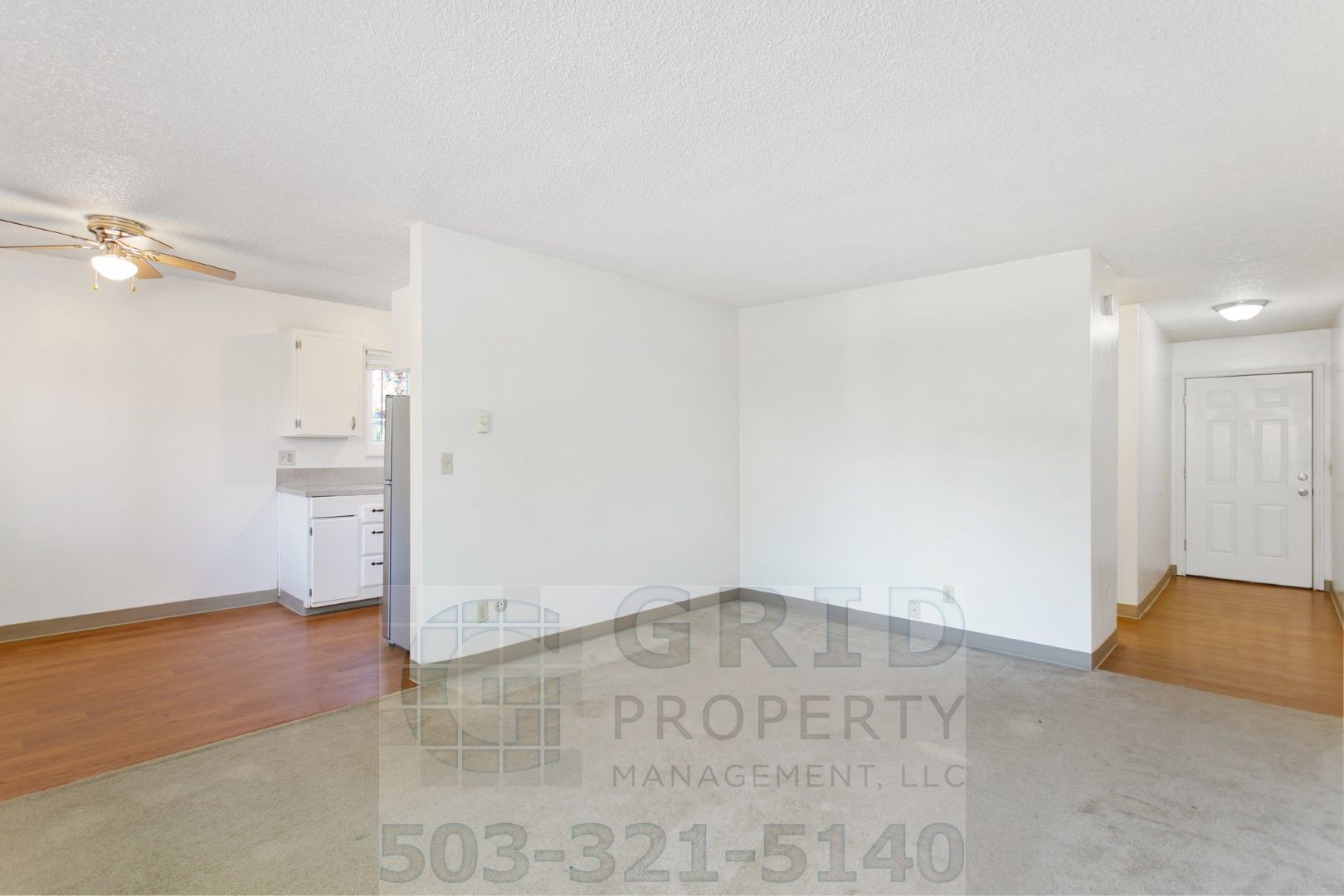 Portland Apartment: 1800 SE Stark Street, Unit 106