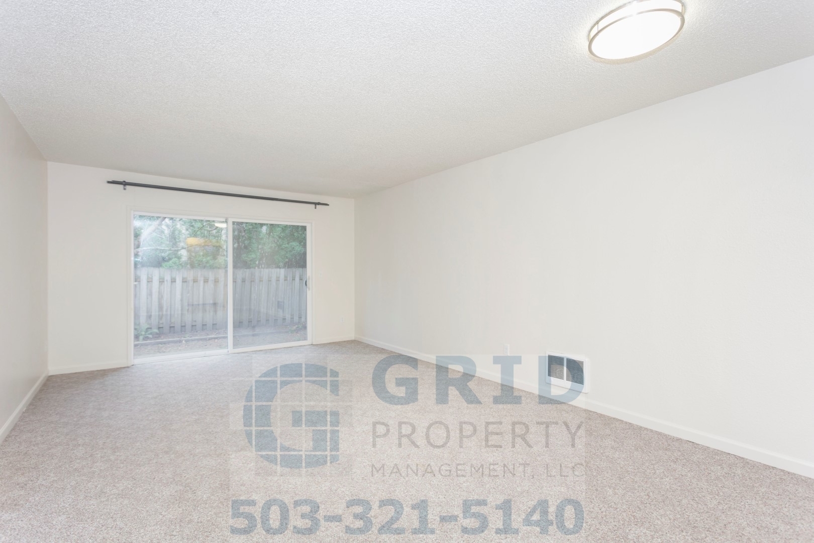 Portland Apartment: 2820-2824 SE Woodward St