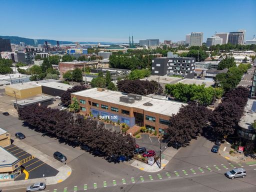 FOR LEASE: 1,385 SF Office Suite with Reception, Conference Room & Shared Amenities 1,385 RSF | Close-In Eastside Industrial District – Portland, OR – photo 1