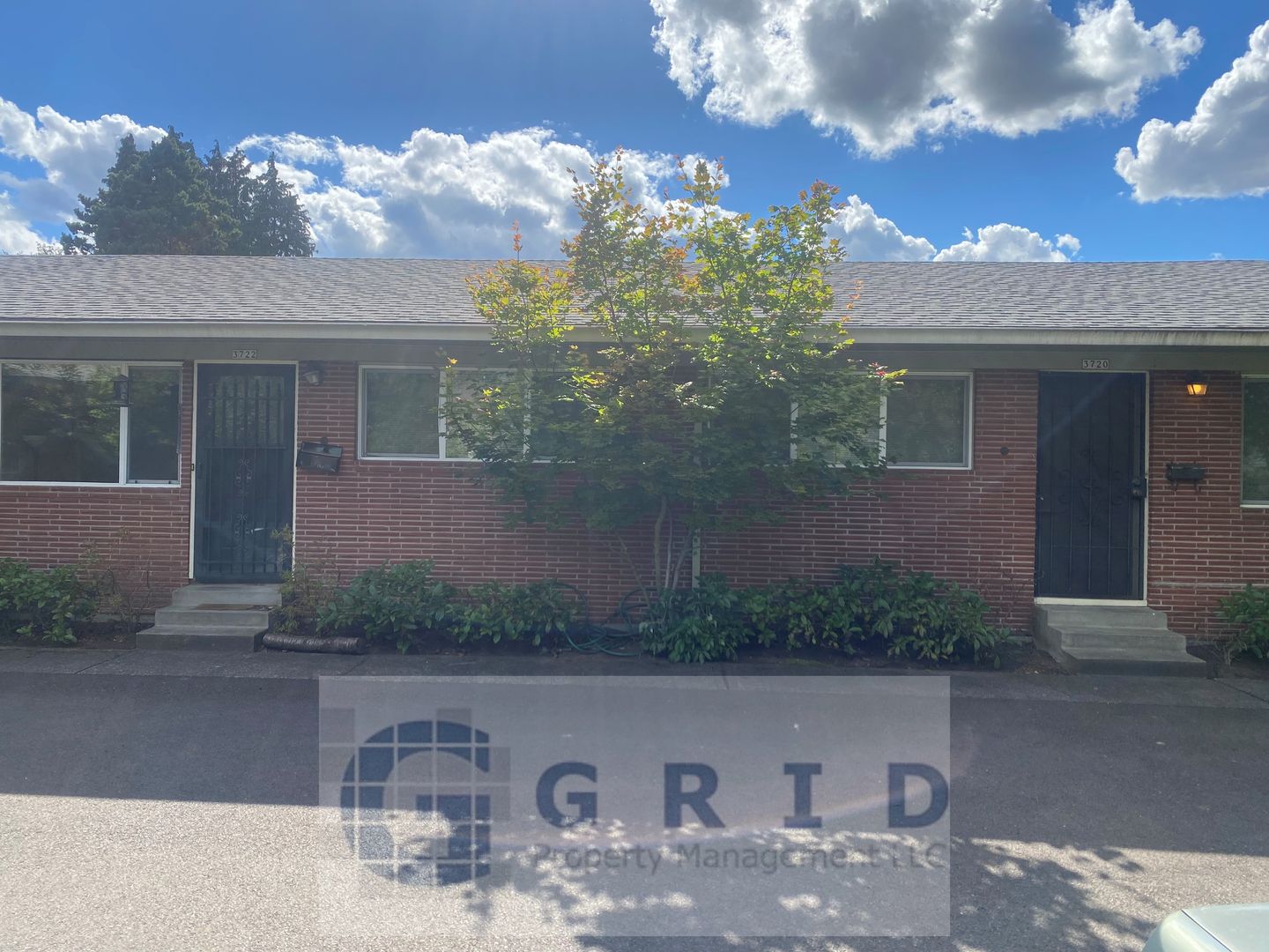Portland Apartment: 3720 SE Haig St