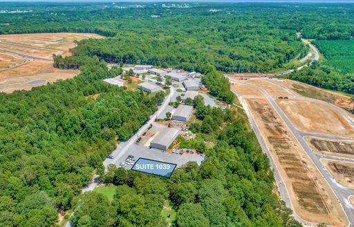 FOR LEASE: Industrial Warehouse with Office, Storage Mezzanine & High Ceilings 5,500 RSF | Fort Mill, SC – Society Lane Industrial Park – photo 1