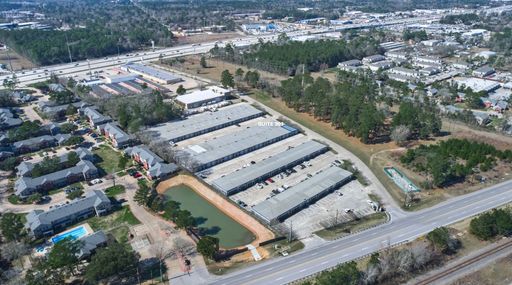 FOR LEASE: 1,250 RSF - 400 RSF Warehouse Suite w/ Attached Office | Conroe, TX – Right Off I-45 at Frazier Street – photo 1