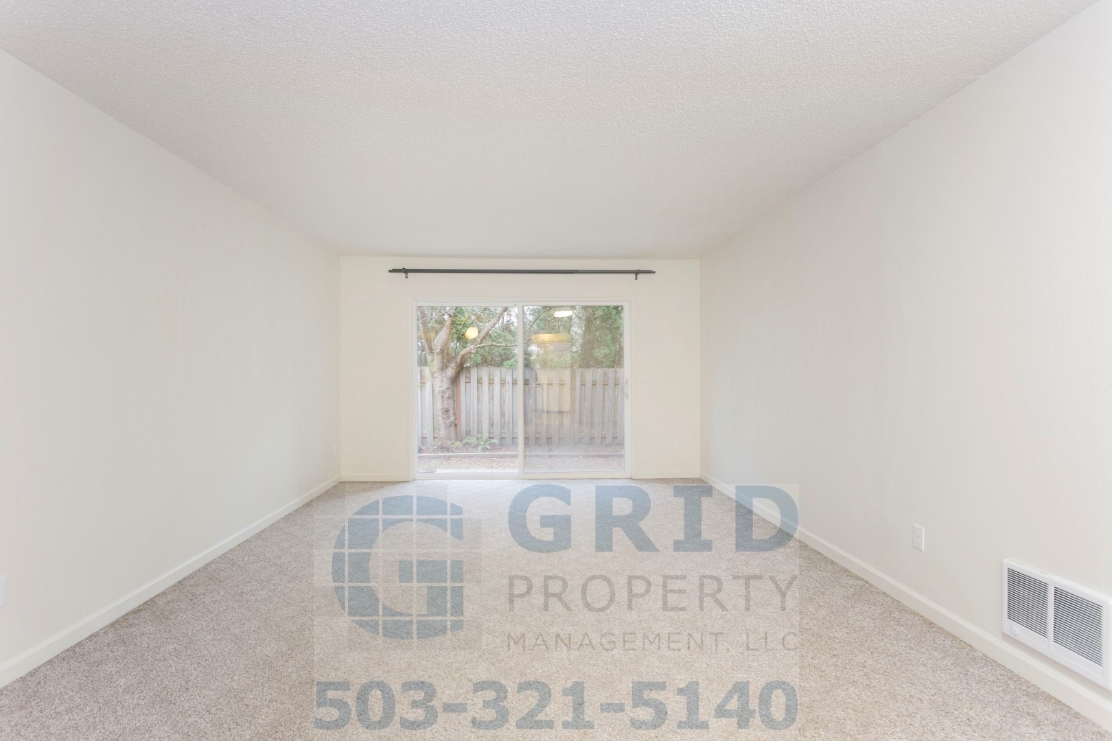 Portland Apartment: 2820-2824 SE Woodward St