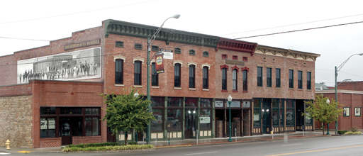 409 Garrison Avenue – photo 1